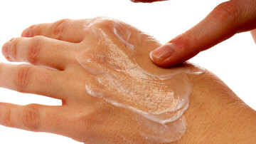 درمان خانگی خشکی پوست