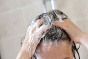 چند توصیه مهم درباره نحوه شستن موها در حمام