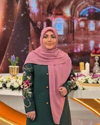 عکسی دیده نشده از المیرا شریفی در کنار پسرانش