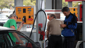 دستور وزیر نفت به جایگاه‌دارانی که کارت سوخت آزاد ارائه نمی دهند