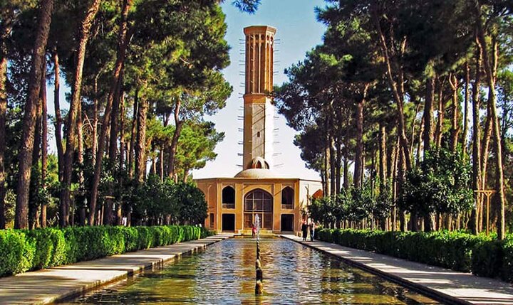 بازدید از معماری باغ دولت‌آباد یزد