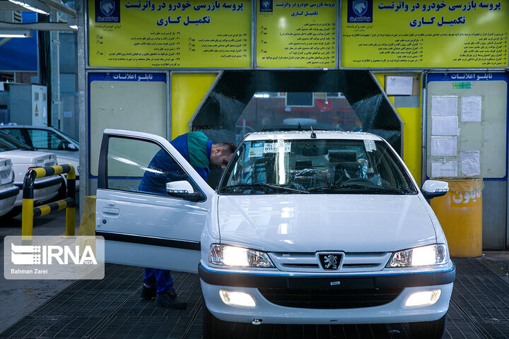 اقدام عجیب ایران خودرو همه را شوکه کرد + جدول قیمت 