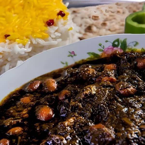 نحوه عجیب سرو غذای سنتی ایران در خارج از کشور / عصبانیت مردم ایران + فیلم