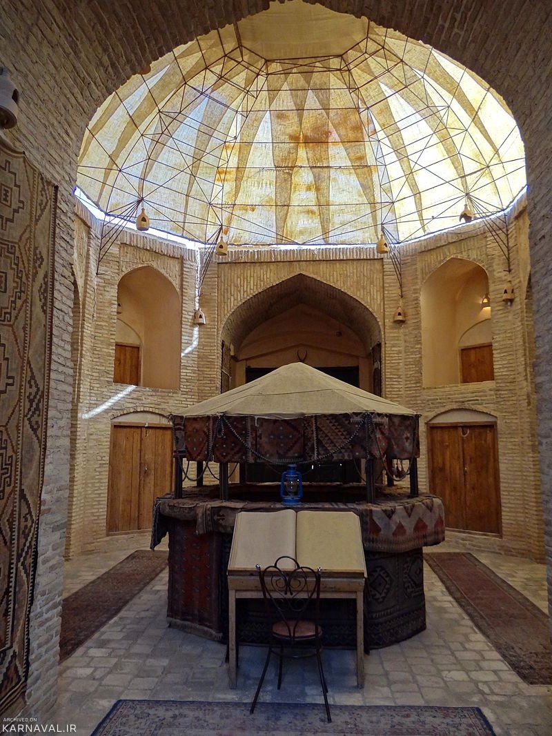 معماری بیهمتای کاروانسرای زینالدین یزد