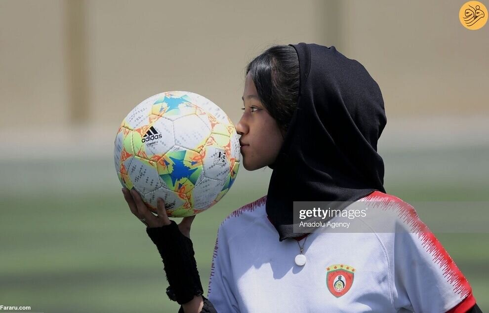 ژست جالب دختران فوتبالیست افغانستان