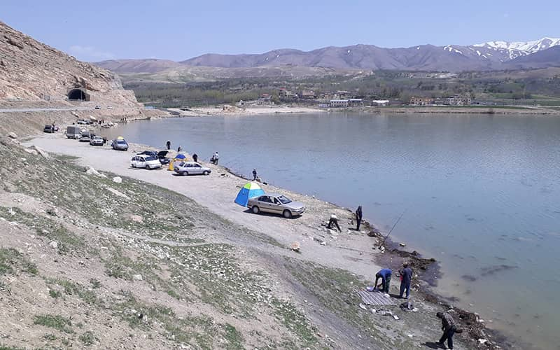 مناظر تماشایی تالاب چغاخور