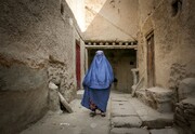 طالبان بر سر زنان افغانستان منت نیز گذاشت