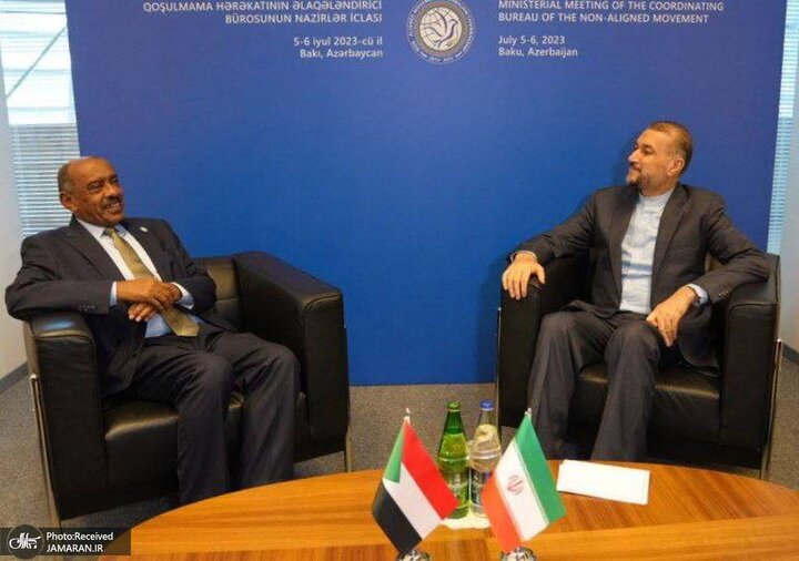 پس از ۷ سال وزرای خارجه ایران و سودان با یکدیگر دیدار و گفتگو کردند