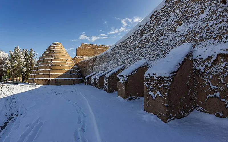 دیدنیترین یخدان ایران