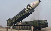 لحظه پرتاب موشک قاره‌پیمای کره شمالی با گزارش بامزه کره‌ای +فیلم