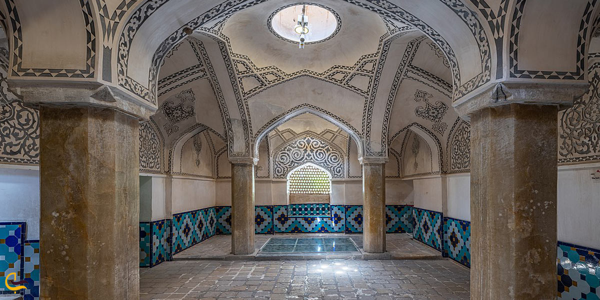 حمام دیدنی فین کاشان
