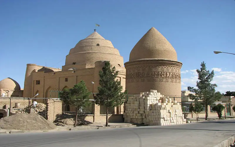 برج مهم و زیبای چهل دختر در دامغان