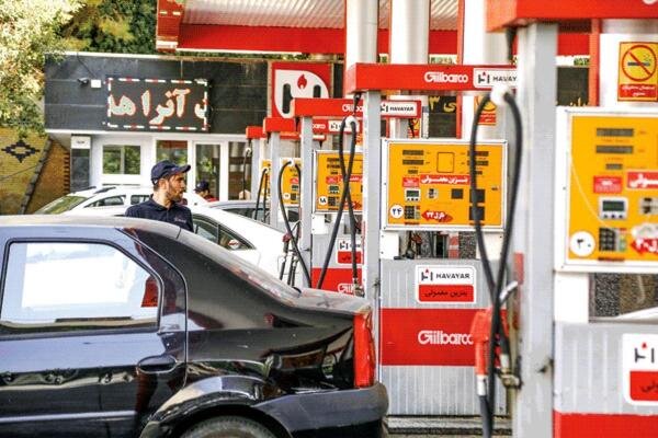 قیمت بنزین در سال ۱۴۰۲ افزایش می یابد؟ | قیمت بنزین امسال چقدر می شود؟