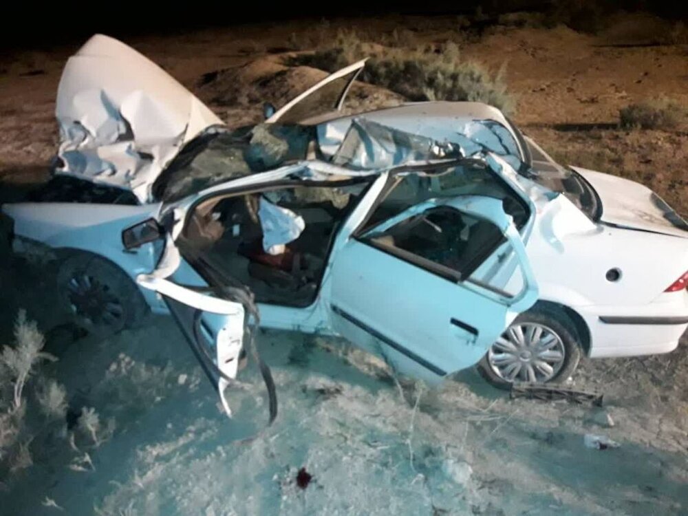 مچاله شدن خودرو ایرانی پس از تصادف با شتر + چهار کشته و زخمی / عکس