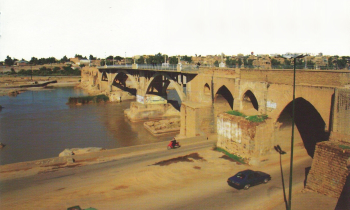پلی با قدمت ۱۷۰۰ سال در دزفول