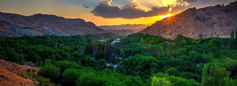 منار دیدنی مسجد خسرو شیر در خراسان شمالی