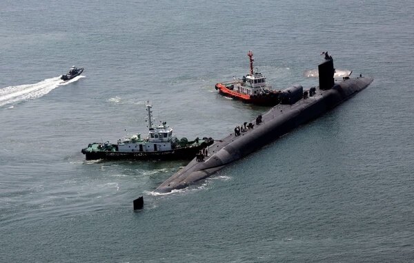 دومین زیردریایی آمریکا  وارد آب‌های کره جنوبی شد