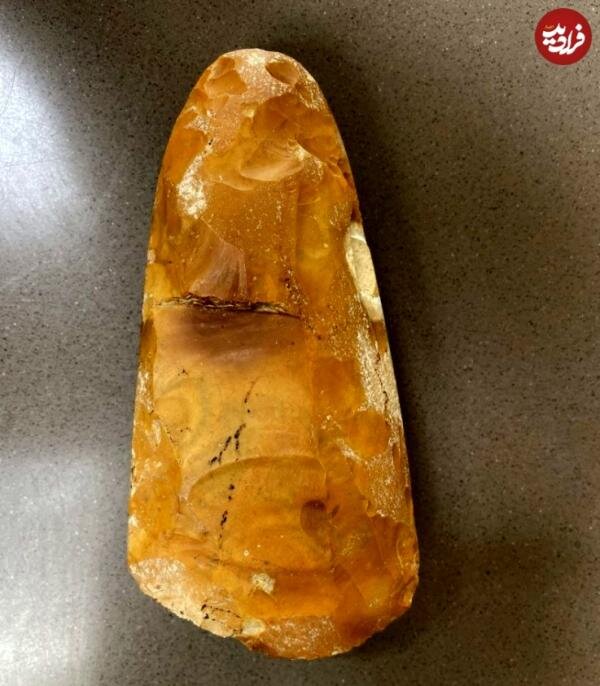 سنگ,کشف یک سنگ عجیب توسط دختر ۱۰ ساله