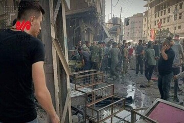 انفجار خودروی انتحاری در حومه دمشق + عکس