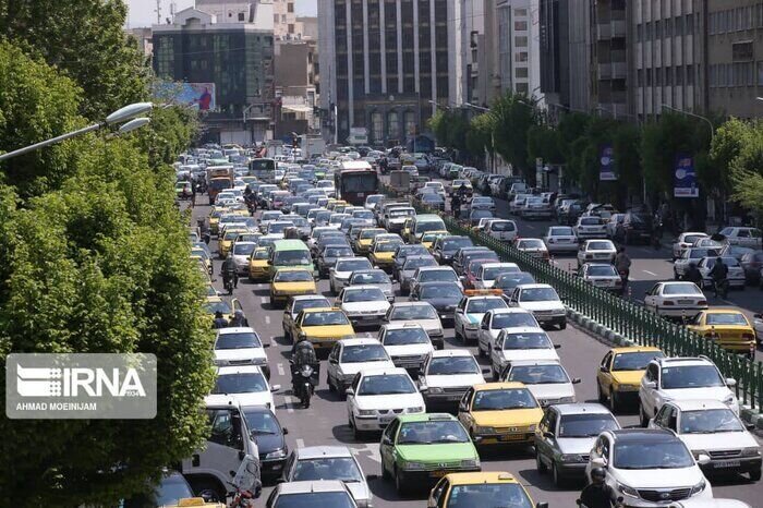 ترافیک شدید در جاده کندوان و فیروزکوه | تردد عادی در آزادراه تهران-شمال و هراز