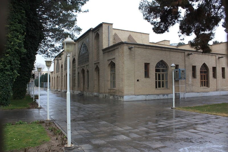 زیباترین تالار تاریخی اصفهان / تالار اشرف با نفیس‌ترین تزئینات