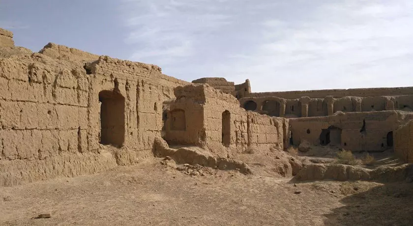 آرامشی از گذشته در قلعه کَرشاهی اصفهان