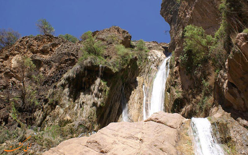 زیبایی‌های مخفی و بی‌همتای آبشار نوژیان