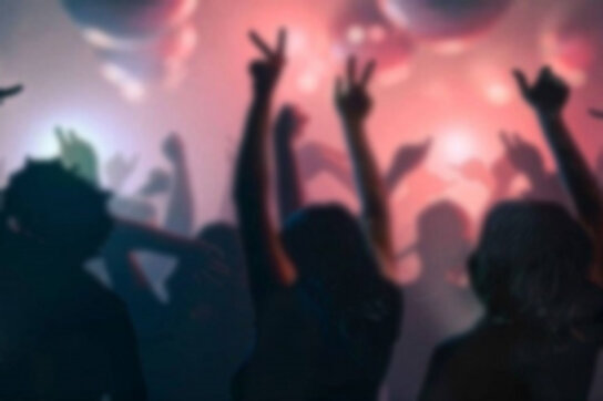 آگهی عجیب برای حضور در پارتیهای شبانه مشکوک