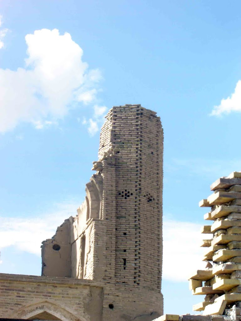 مسجد جامع افین؛ قطعه‌ای از تاریخ و آرامش در قلب شهر