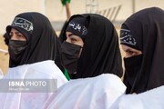 زنان ایران کفن پوش به خیابان آمدند + عکس