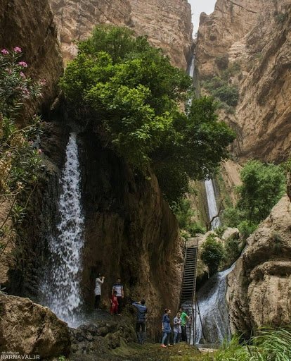 آبشارگردی در کرمانشاه / آبشار پیران؛ جاذبه‌ای خاص و دیدنی