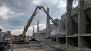 تخریب باورنکردنی یک ساختمان نیمه کاره در تهران دردسرساز شد! + فیلم