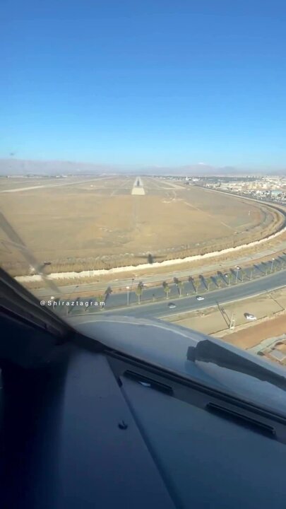 ویدیو تماشایی از لحظه فرود هواپیما در فرودگاه شیراز + فیلم