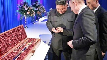 هدیه رهبر کره شمالی به پوتین دارای میکروفون جاسوسی بود!