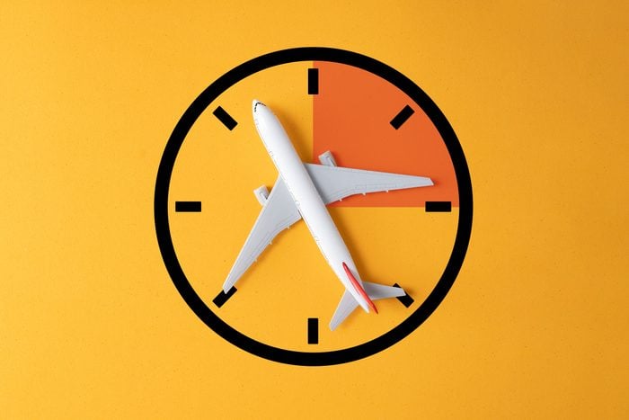 ساعت پرواز استانبول به تهران امروز چند است؟