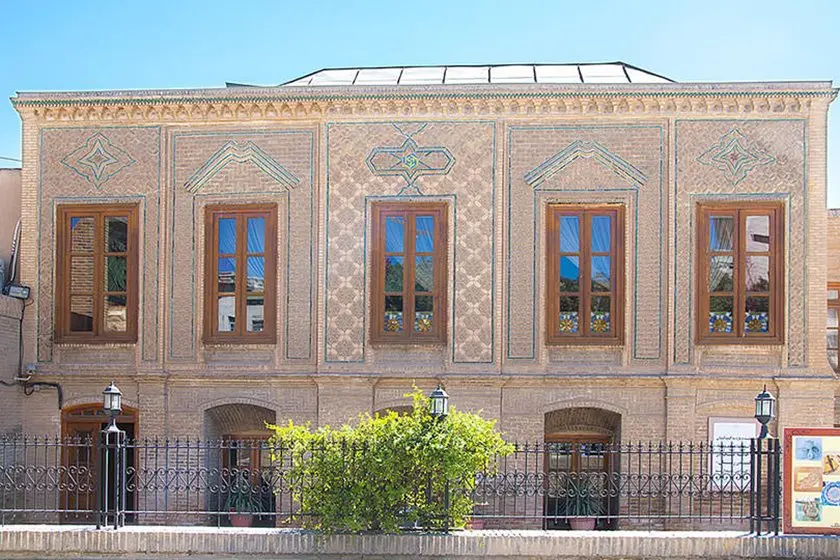 موزه‌گردی در موزه ملک مشهد