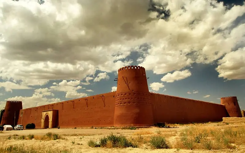ارگ تاریخی گوگد؛ جاذبهای فوقالعاده در گلپایگان