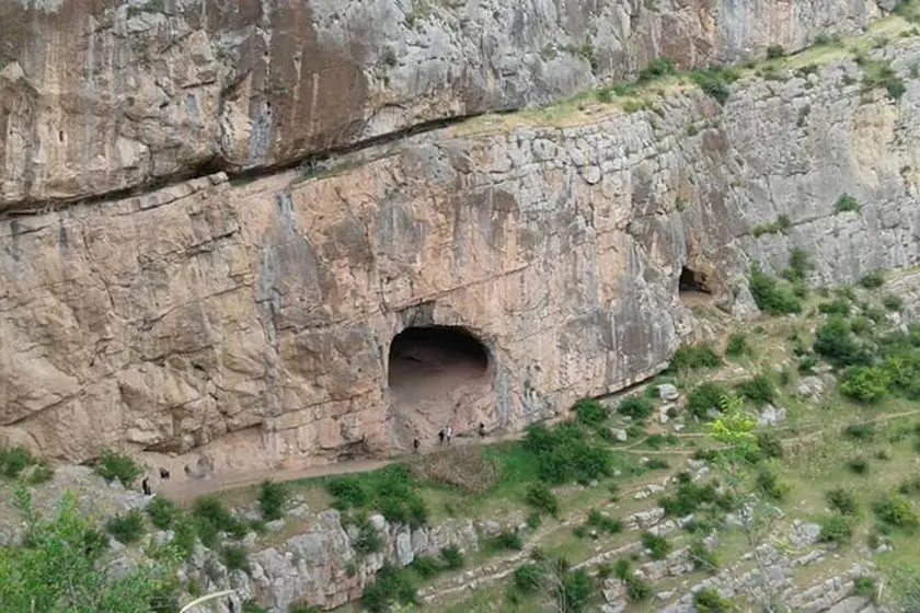 غار دربند رشی؛ جاذبه‌ای درجه یک در رودبار