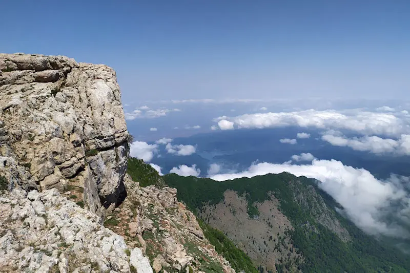قله درفک؛ از زیباترین کوه‌های ایران