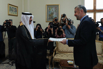 سفیر عربستان رونوشت استوارنامه خود را به وزیر امور خارجه تقدیم کرد