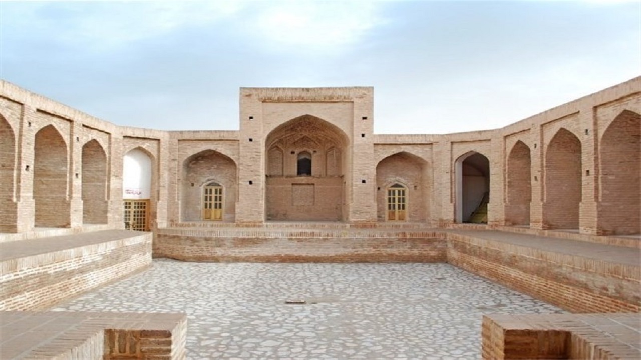 کاروانسری قصرشیرین؛ زیبا و درجه یک