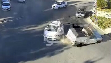 واژگونی وحشتناک وانت دور یک میدان در شهر قم + فیلم
