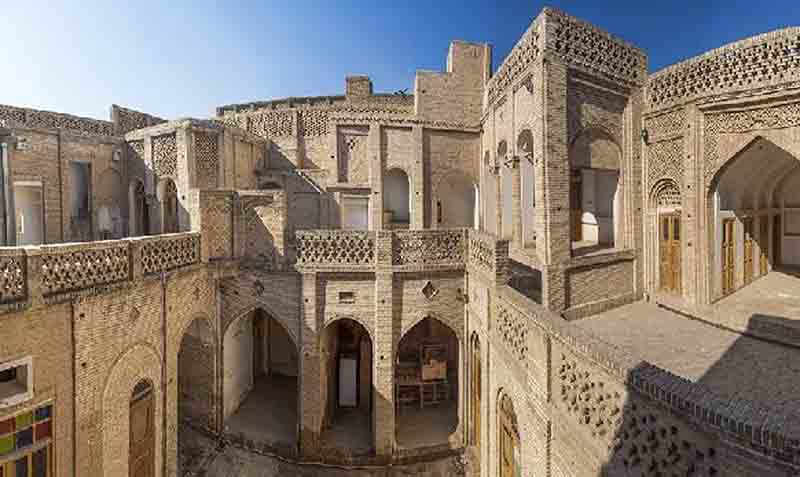 خانه سوزنگر؛ جاذبهای دوستداشتنی در خوزستان