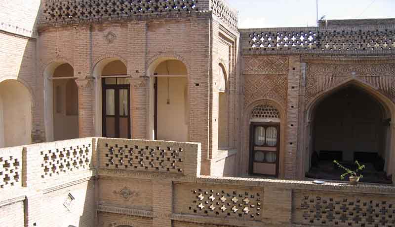 خانه سوزنگر؛ جاذبهای دوستداشتنی در خوزستان