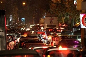 ترافیک شدید در آزادراه کرج - تهران