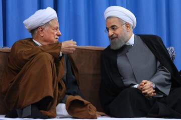 نشستن روحانی روی صندلی رفسنجانی | غایبین بزرگ در مجلس خبرگان