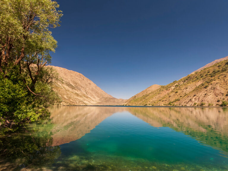 دریاچه گهر؛ زیباترین دریاچه لرستان