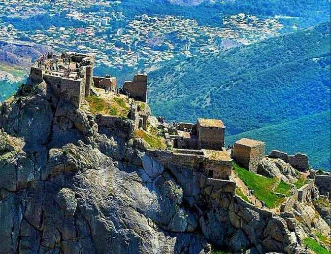قلعه بابک؛ جاذبهای بیهمتا در آذربایجان شرقی