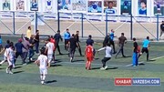 درگیری شدید در فوتبال دسته اول جوانان تهران/ فیلم