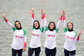 دختران قایقران ایران در بازی‌های آسیایی موفق به کسب مدال نقره شدند +عکس